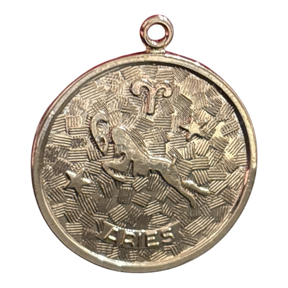 Sarah Coventry Zodiac Aries Gold Tone Pendant 1970’s. Stamped SarahCov JB1